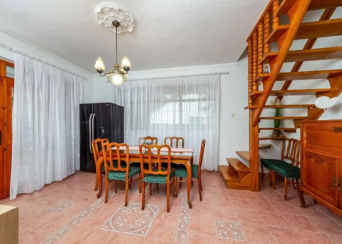 Beachfront Balatonmariafuerdo 19542