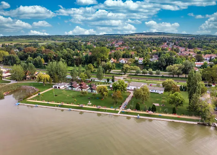Beachfront Balatonmariafuerdo 19542 Nyaraló Balatonmáriafürdő