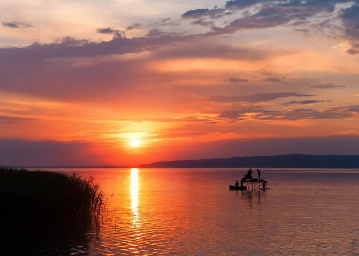 Beachfront Balatonmariafuerdo 19542 בית נופש Balatonmáriafürdő